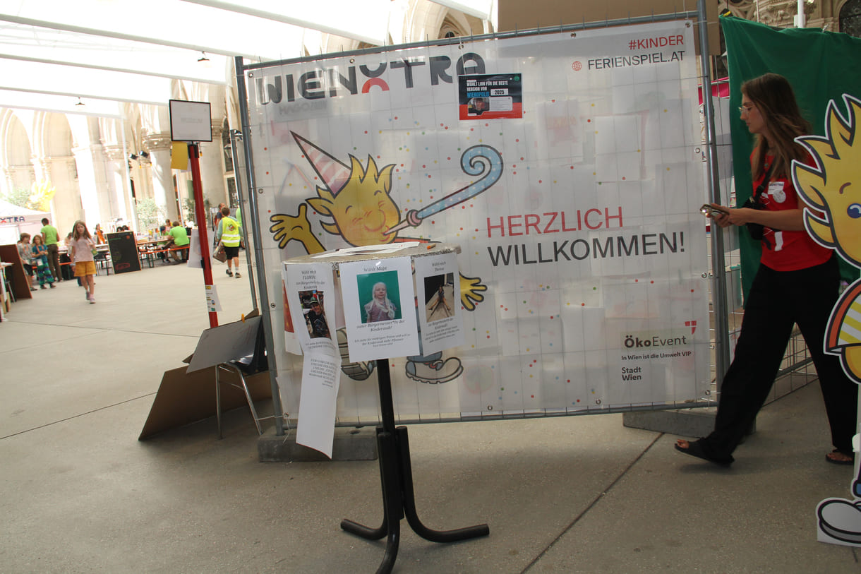 Werbeplakate fast überall