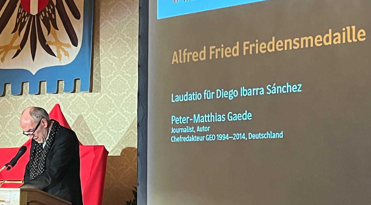 Laudatio für Gewinner Diego Ibarra Sánchez