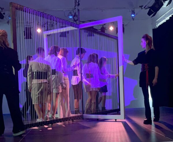 Szenenfoto aus "Zora Rebellion" von SchauSpielWerk im Wiener WuK