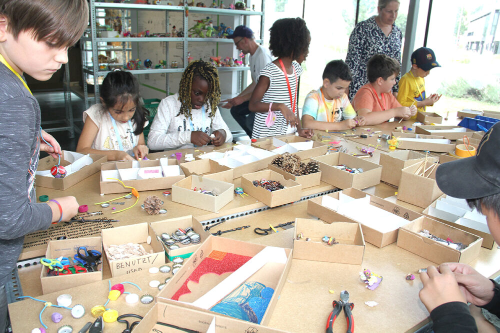 In den Workshops bauen Kinder 