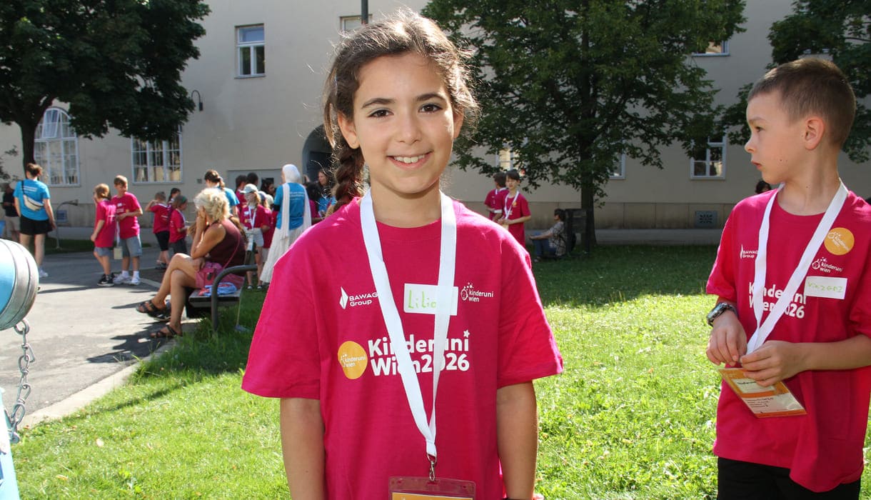 Lilian, 8, nicht zum ersten Mal bei der Kinderuni