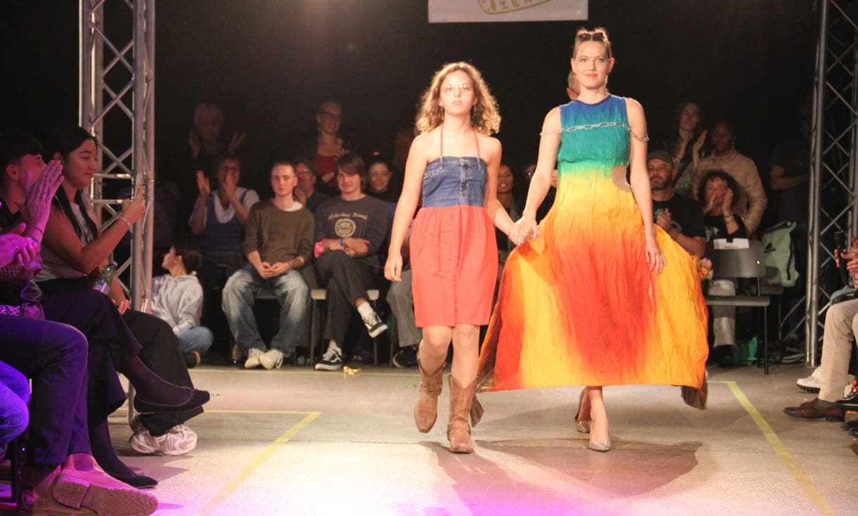 Gewinnerin bei den Jüngsten: Marlene Thomas mit "ihrem" Model