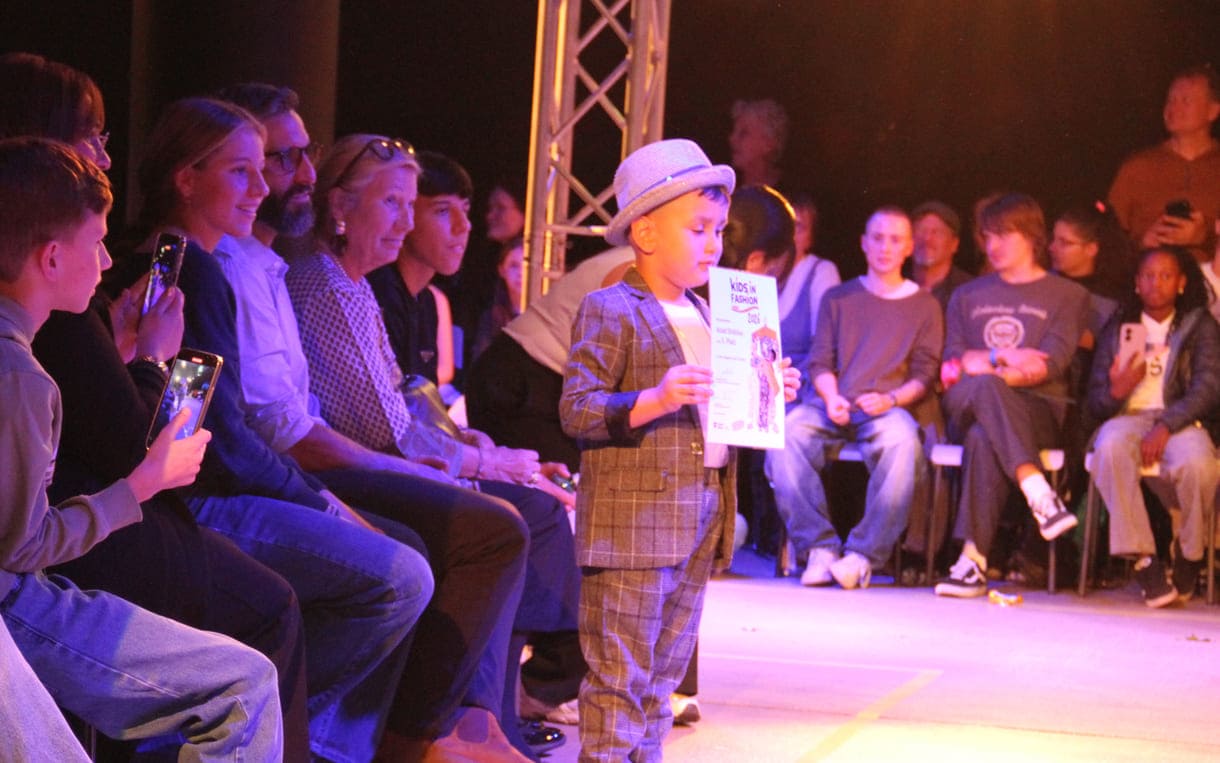 3. bei den Jüngsten: Azad Shibiloy - mit "seinem" Model