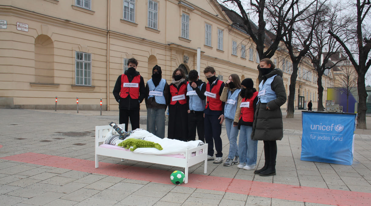 Michael, Harleen, Naomi, Jad, Florian, Sabrina und Jasmin vom Unicef-Jugendbeirat sowie Charlotte (bei der UN-Organisation für Jugend-Partizipation und Engagement verantwortlich)