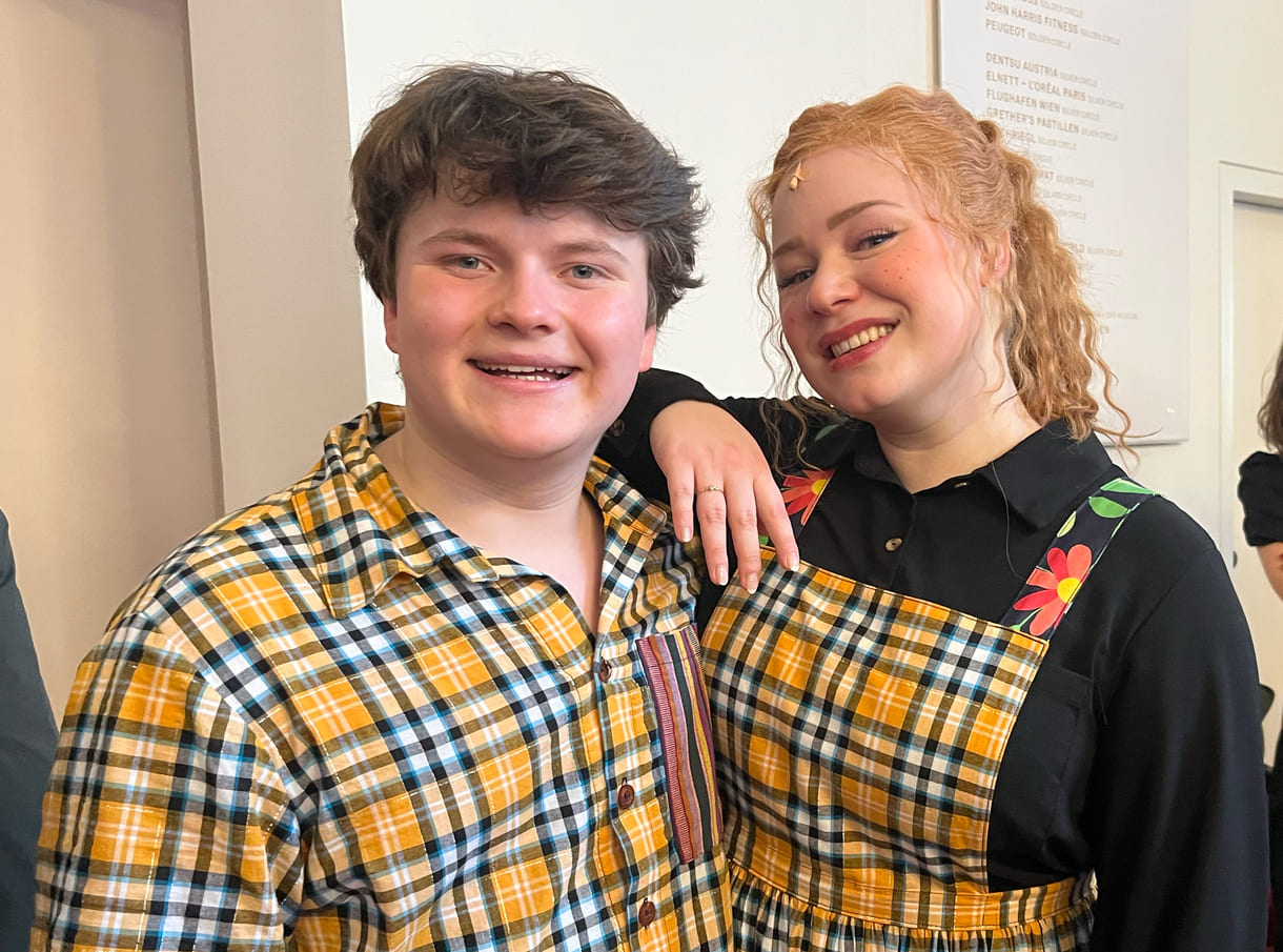 Simon Malleczek (jüngster Stanislaus) und Stella Kranner (jüngste Veronika)