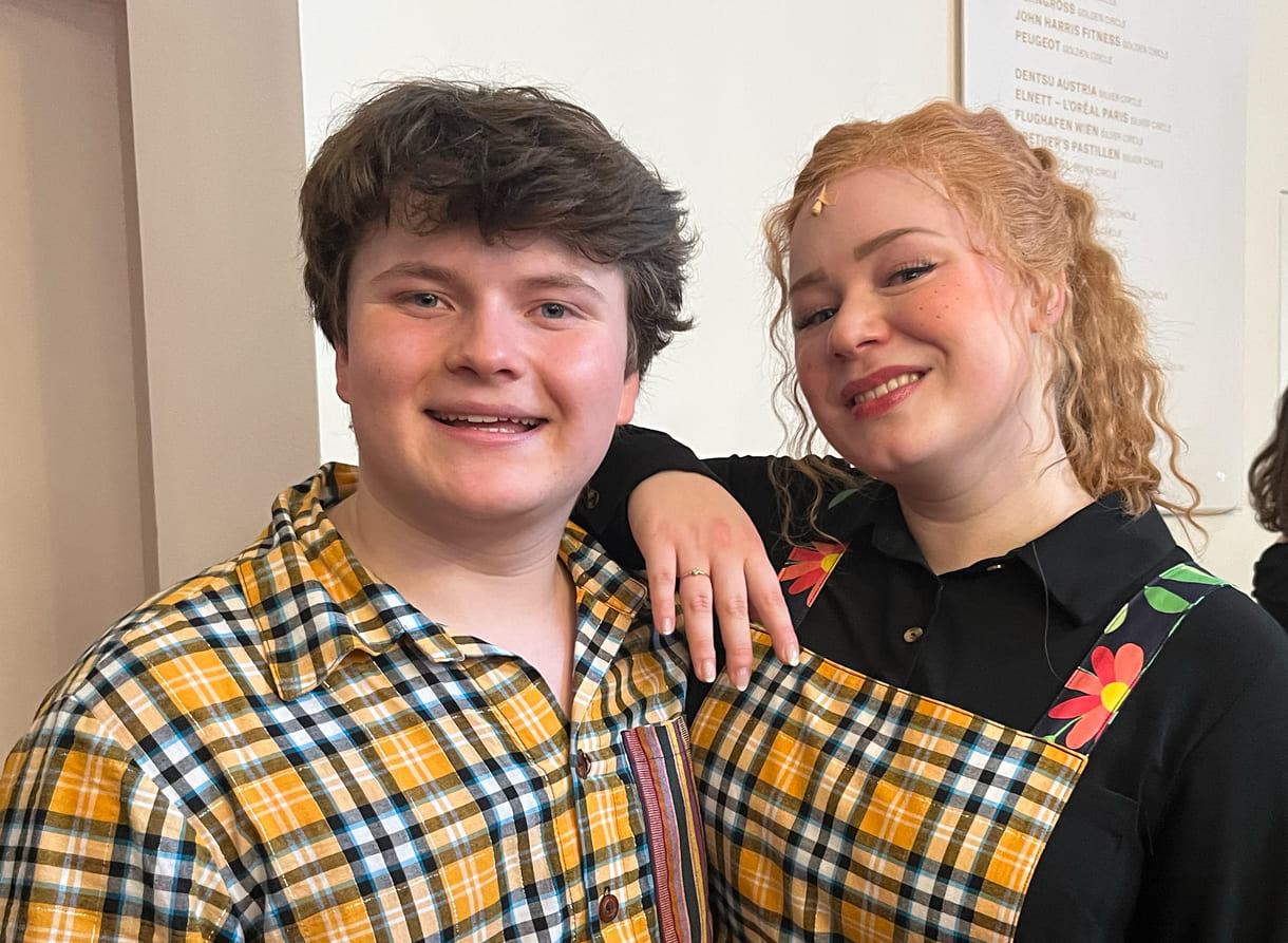 Simon Malleczek (jüngster Stanislaus) und Stella Kranner (jüngste Veronika)