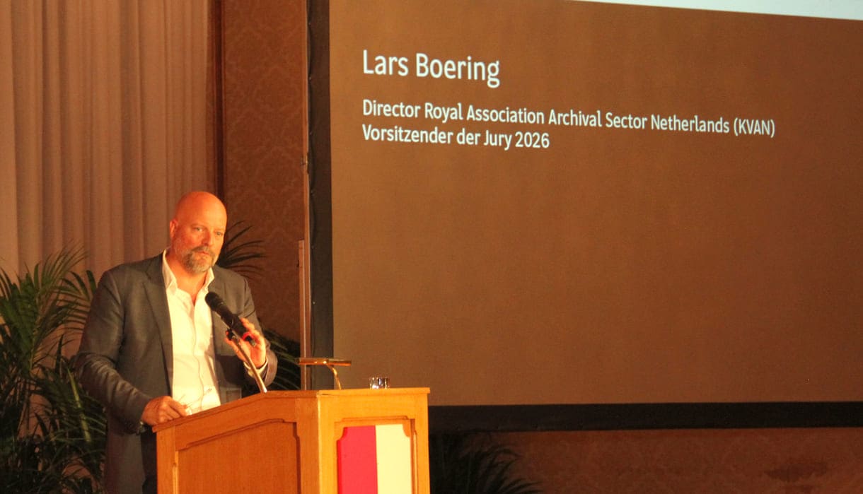 Juryvorsitzender Lars Boering am Wort
