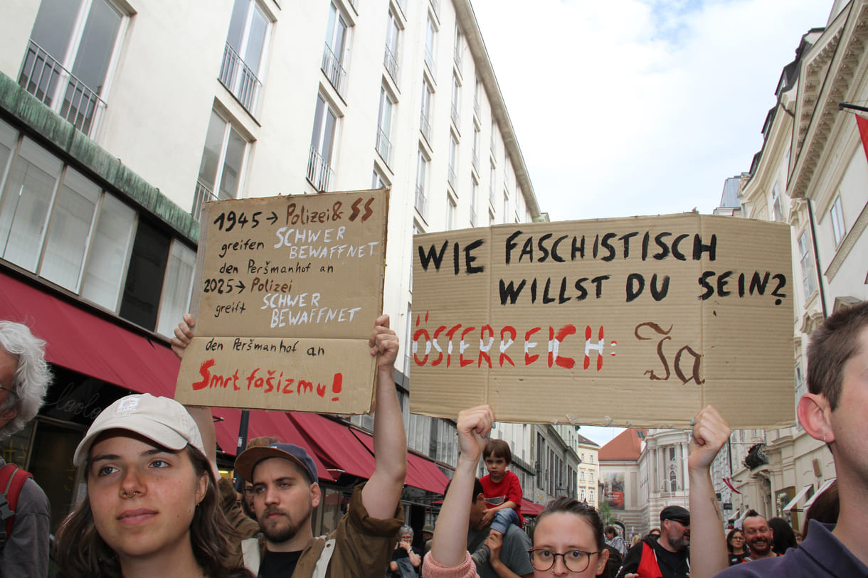 Redner:innen freuten die Massen, wenngleich sie auch bedauerten, dass so ein protest notwendig geworden ist