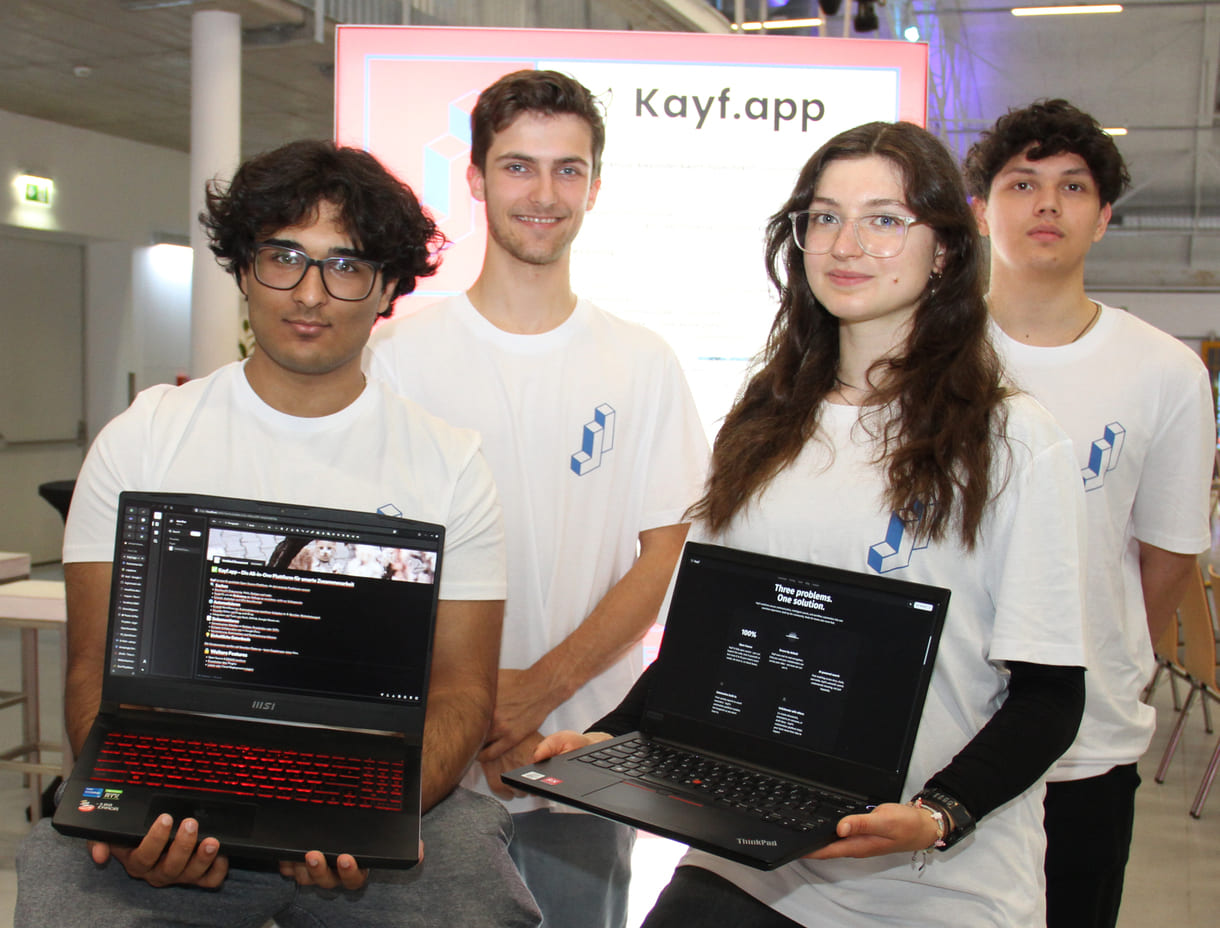 Ankush Ahuja, Alexander Awart, Pavel Bakshi und Gioia Frolik stellen Kayf.app vor