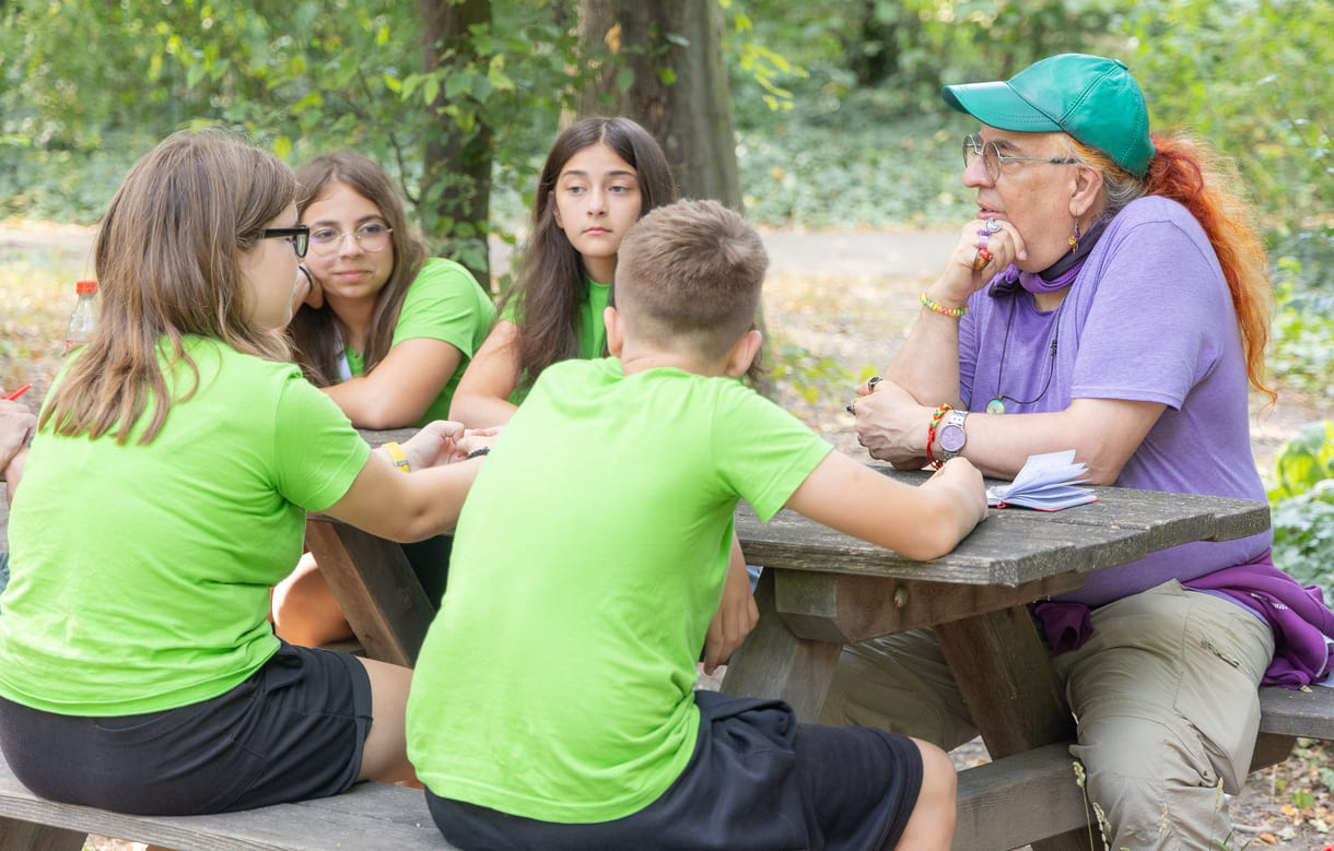 Interviewrunde einiger Camp-Teilnehmer:innen mit Kinder I Jugend I Kultur I Und mehr...