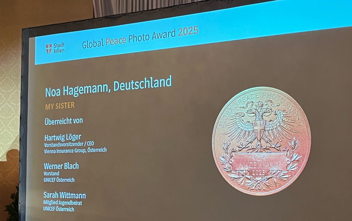 Preisübergabe an Noa Hagmann, Gewinner der Kinderkategorie