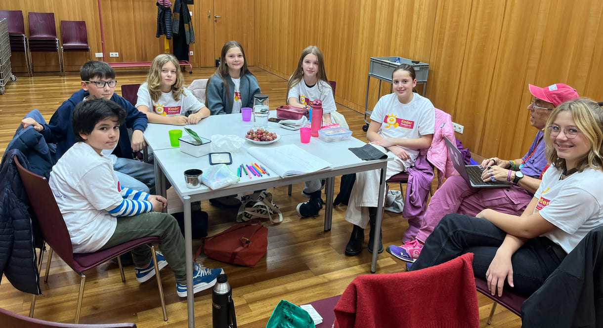 Kinderjury des 37. Internationalen Kinderfilmfestivals beim Gruppen-Interview mit KiJuKU.at