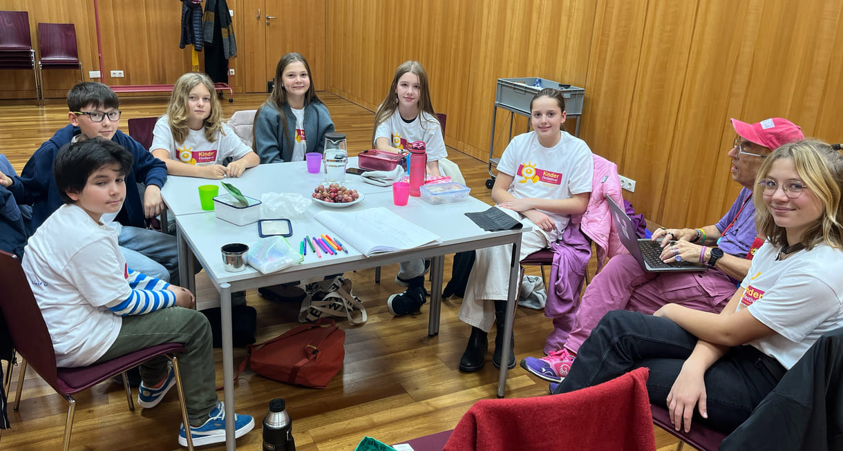 Kinderjury des 37. Internationalen Kinderfilmfestivals beim Gruppen-Interview mit KiJuKU.at