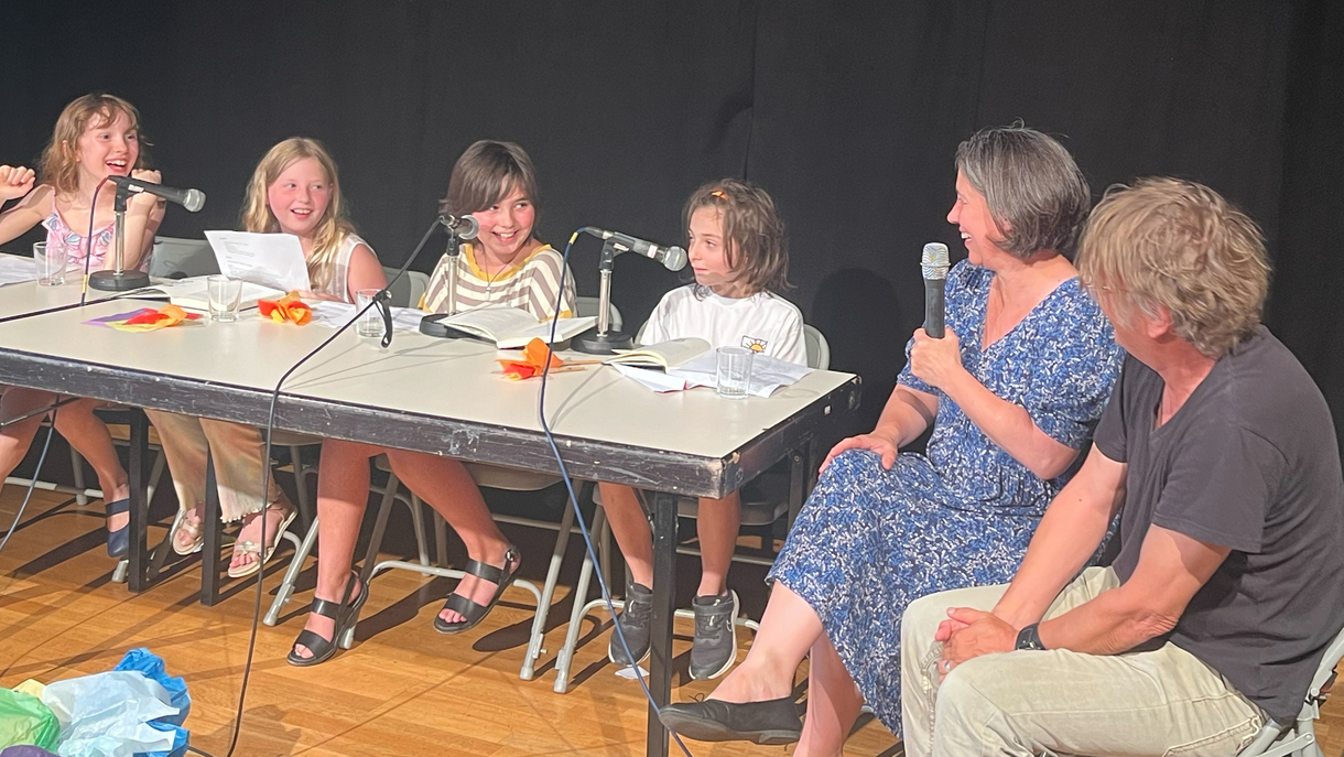 Kinder-Jury und das Autor:innen-Duo