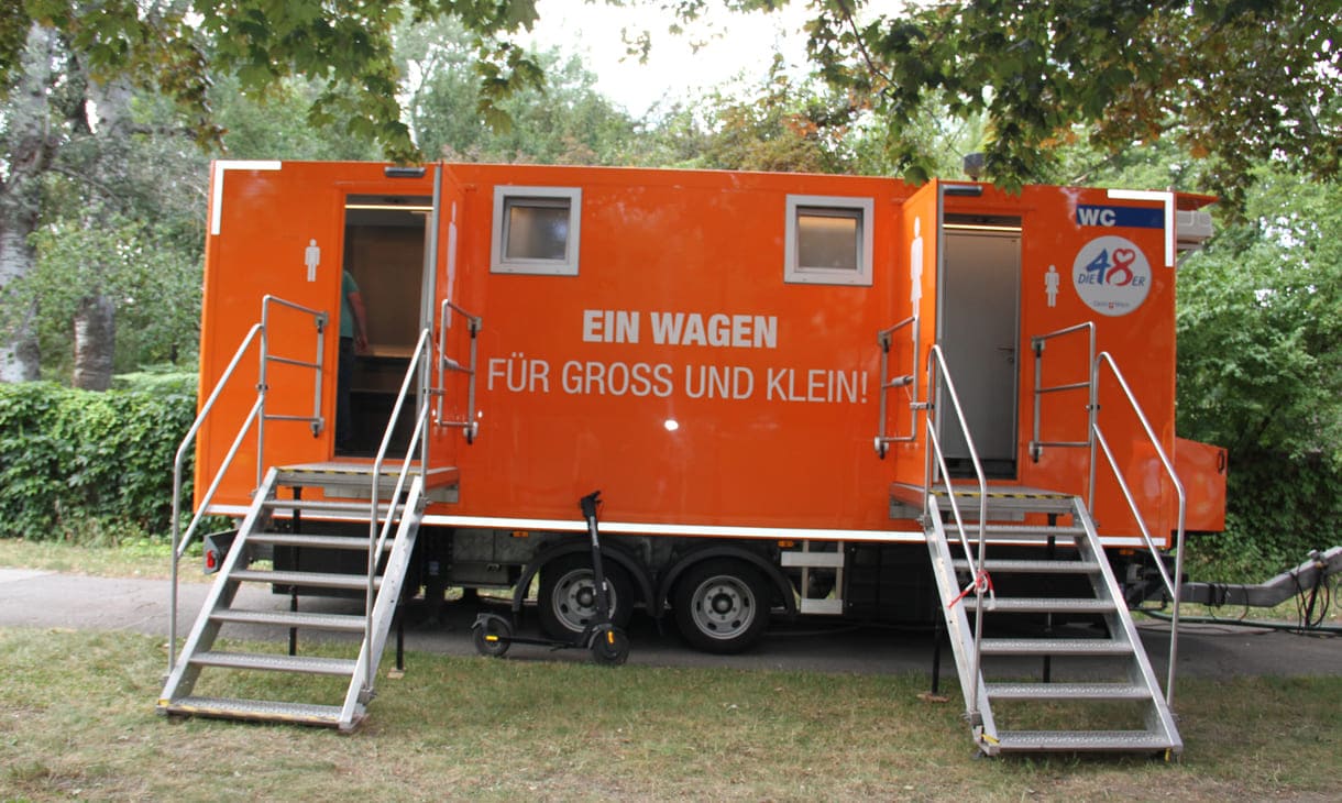 Klowagen der MA 48 mit witzigen Sprüchen