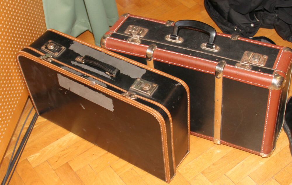 Koffer für das Untertauch-Versteck
