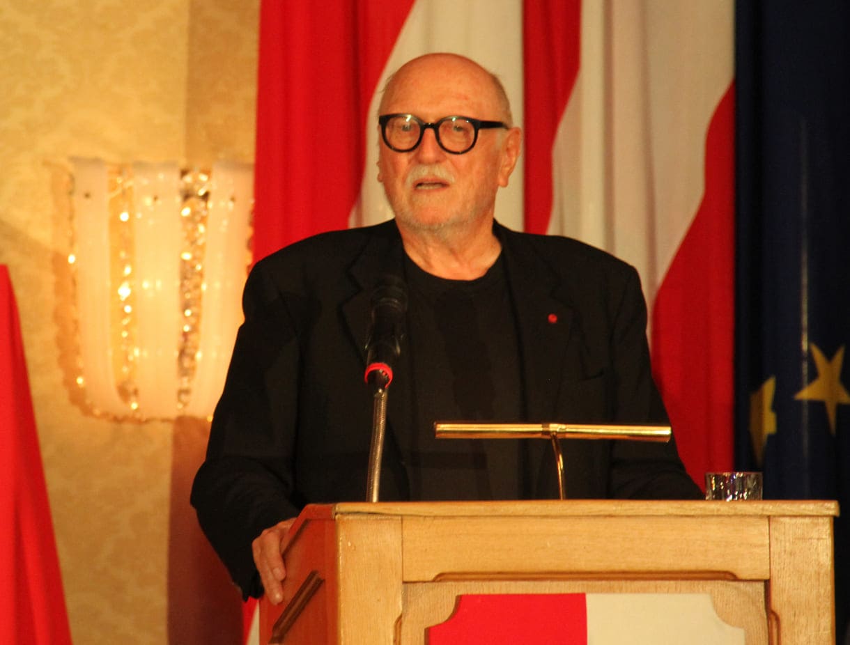 Initiator und Begrüßer bzw. Moderator des Preises, der Fotograf Lois Lammerhuber