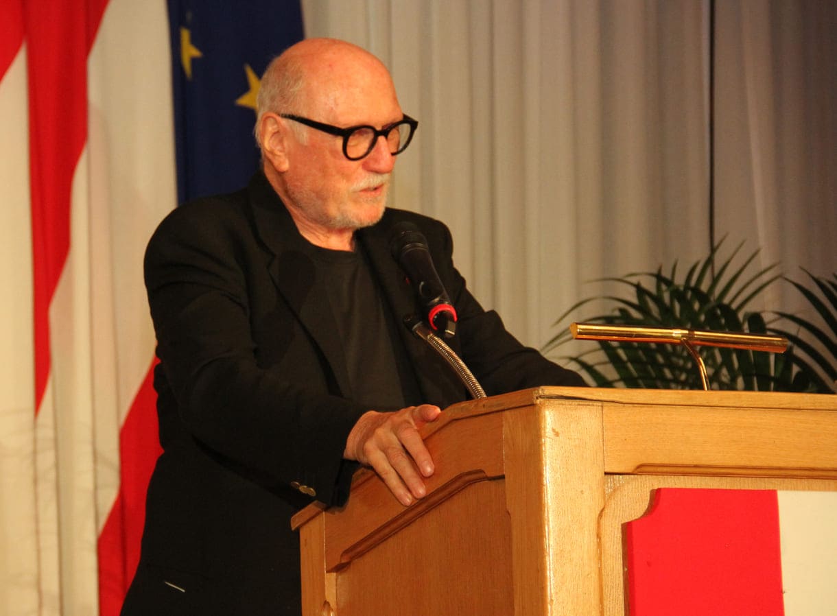 Initiator und Begrüßer bzw. Moderator des Preises, der Fotograf Lois Lammerhuber