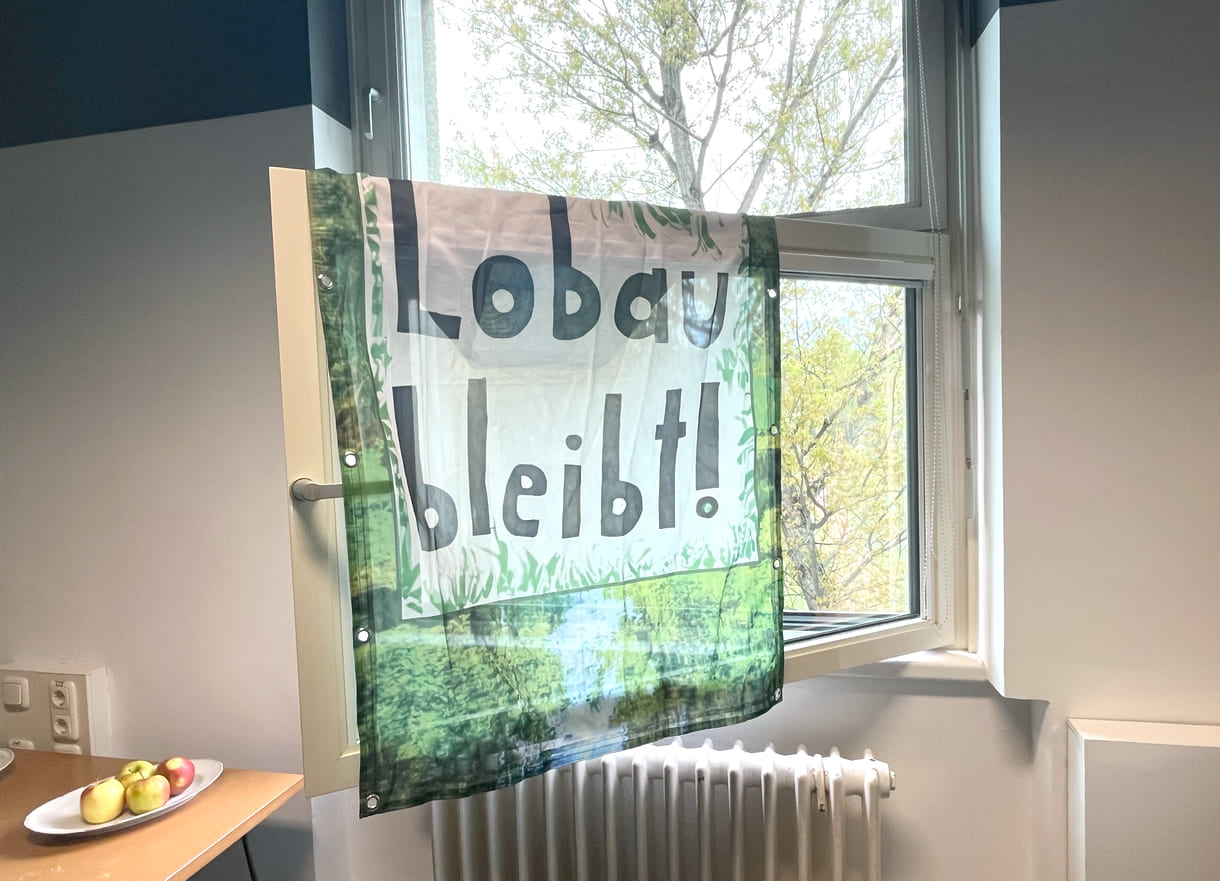 Bunt bemalte Fahren für den Erhalt der Lobau, gegen die Zerstörung durch einen Autobahntunnel