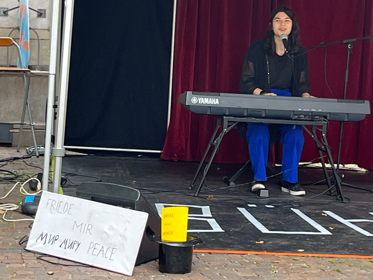Energiegeladene Songs von und mit Lucia Anima
