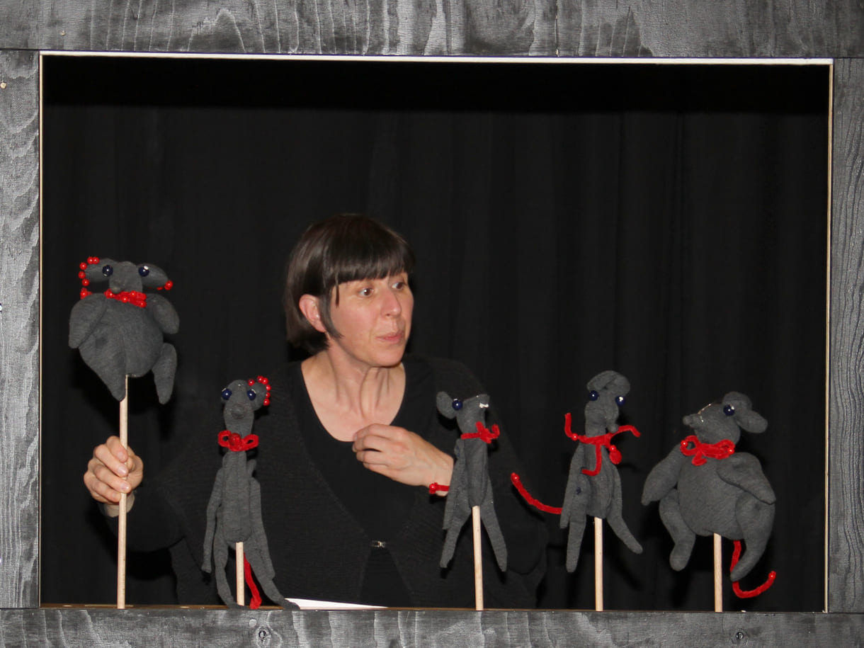 Anna Russegger, Leiterin des Halleiner Theaters 