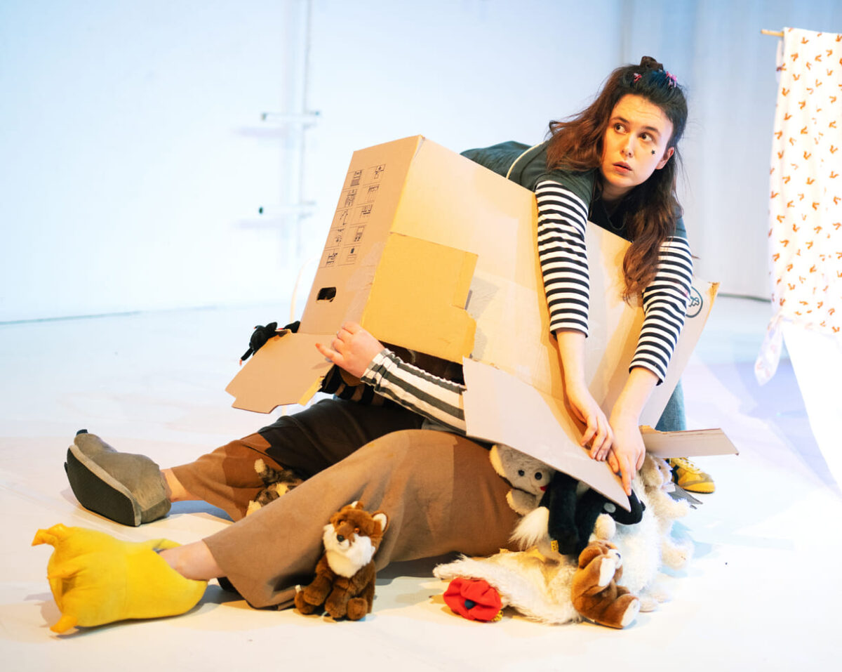 Szenenfoto aus der Generalprobe zu "Dings – all unsere kleinen Dinge"