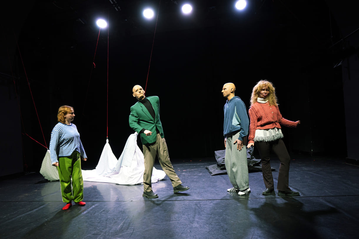 Szenenfoto aus der Generalprobe von „Kampfbaukasten in 4K“