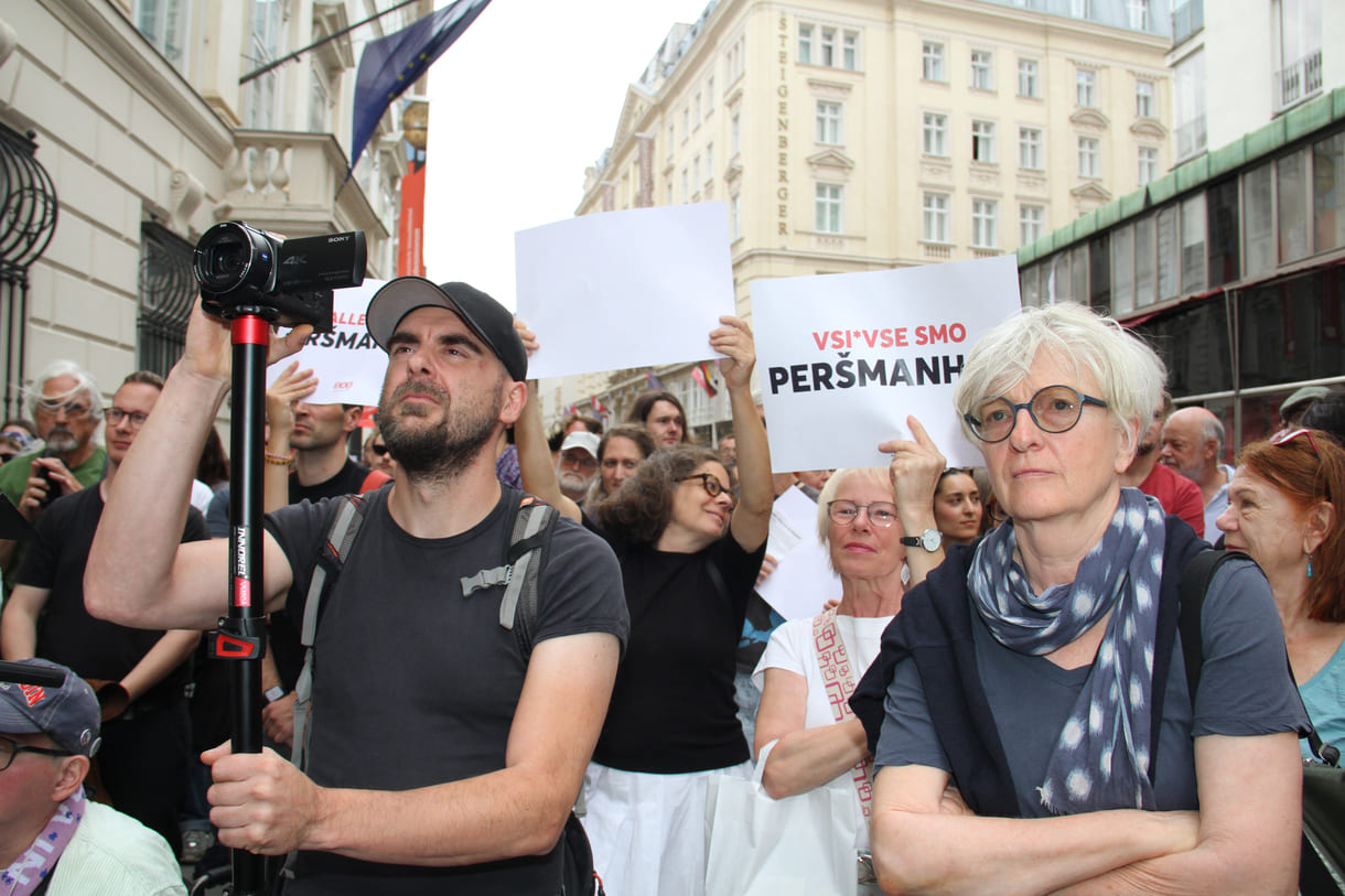 Redner:innen freuten die Massen, wenngleich sie auch bedauerten, dass so ein protest notwendig geworden ist