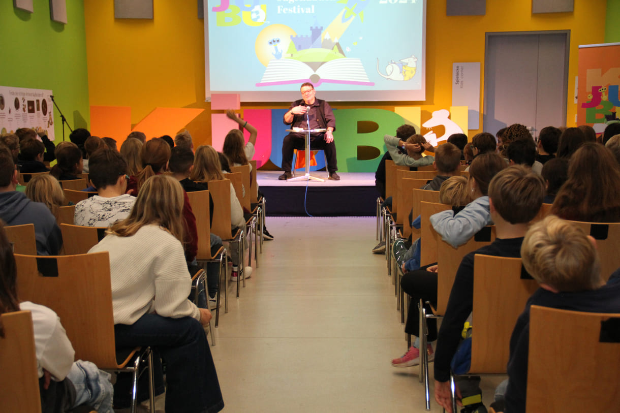 Lesung mit Christoph Mauz beim 21. KiJuBu, dem Kinder- und JugendBuch-Festival in St. Pölten (NÖ)