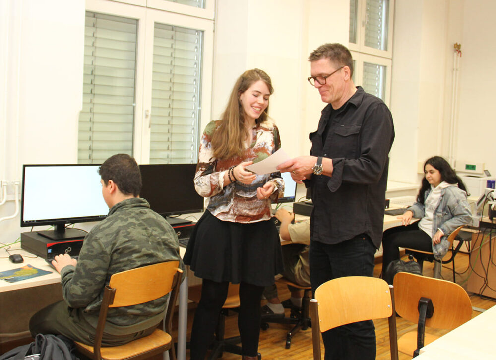 Fotografische Blicke in den DigiFö-Kurs (digitale Förderinitiative) in der Mittelschule Viktor-Christ-Gasse (Wien 5)