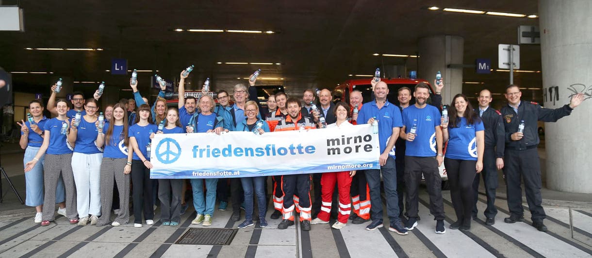 Abfahrt in Wien, in der Bus-Unterführung beim Hauptbahnhof