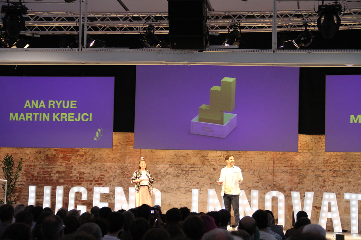Eingespieltes Moderations-Duo und selber von Jugend Innovativ fasziniert: Ana Ryue und Martin Krejci