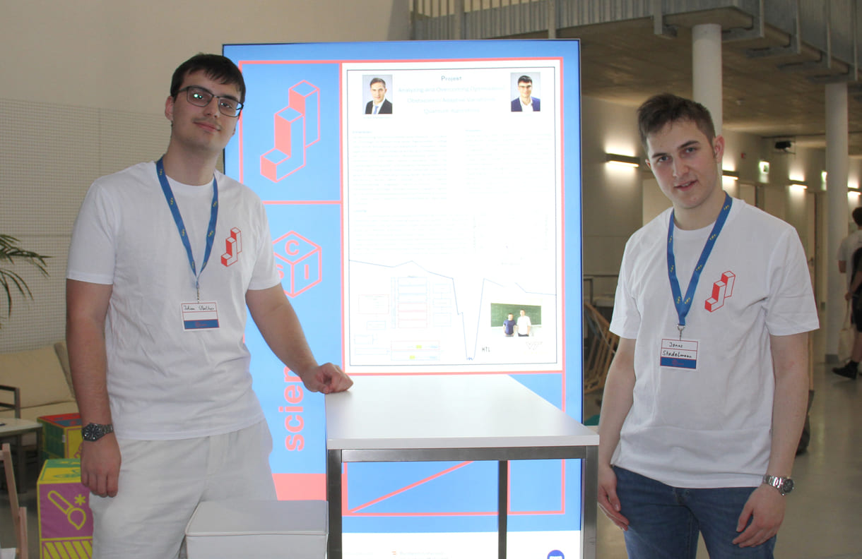 Jonas Stadelmann und Julian Übelher forsch(t)en sogar auf US-universitärer Ebene an einem Spezialproblem eines Algorithmus von Quantencomputern