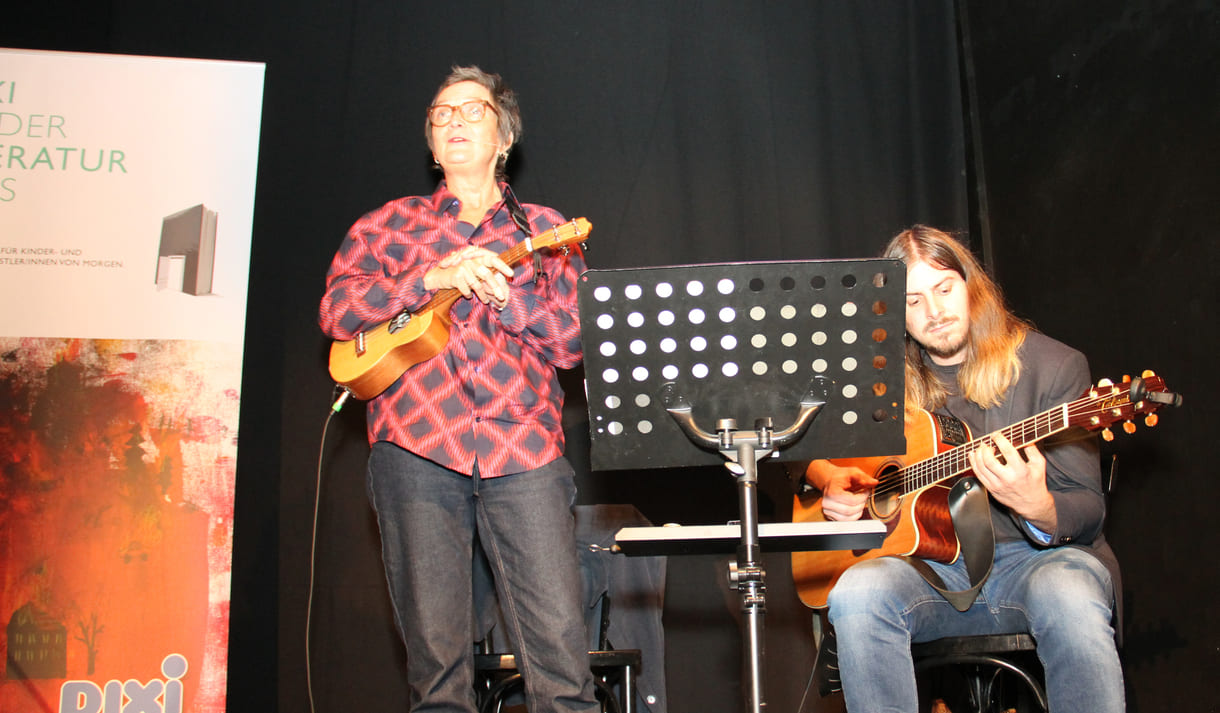 Musikduo Little esmeraldas*taxi – Astrid*Walenta und Gernot Hochstöger