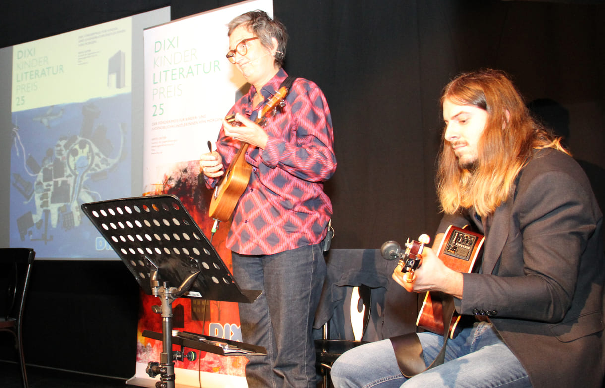 Musikduo Little esmeraldas*taxi – Astrid*Walenta und Gernot Hochstöger