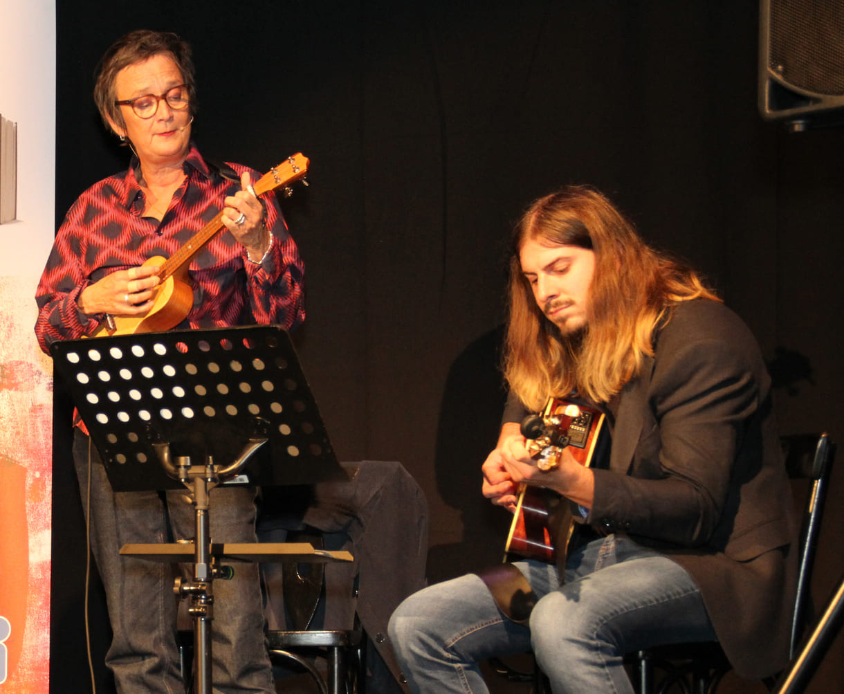 Musikduo Little esmeraldas*taxi – Astrid*Walenta und Gernot Hochstöger