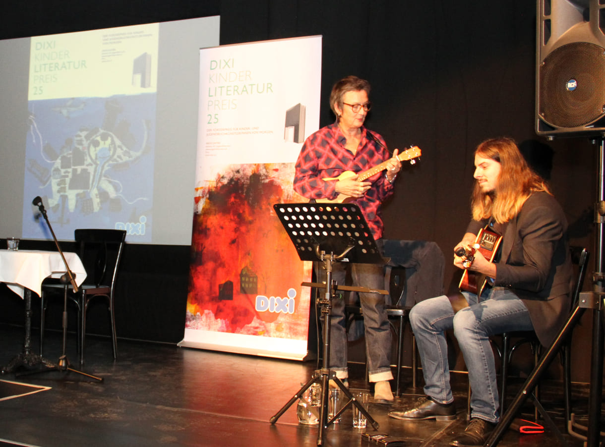 Musikduo Little esmeraldas*taxi – Astrid*Walenta und Gernot Hochstöger