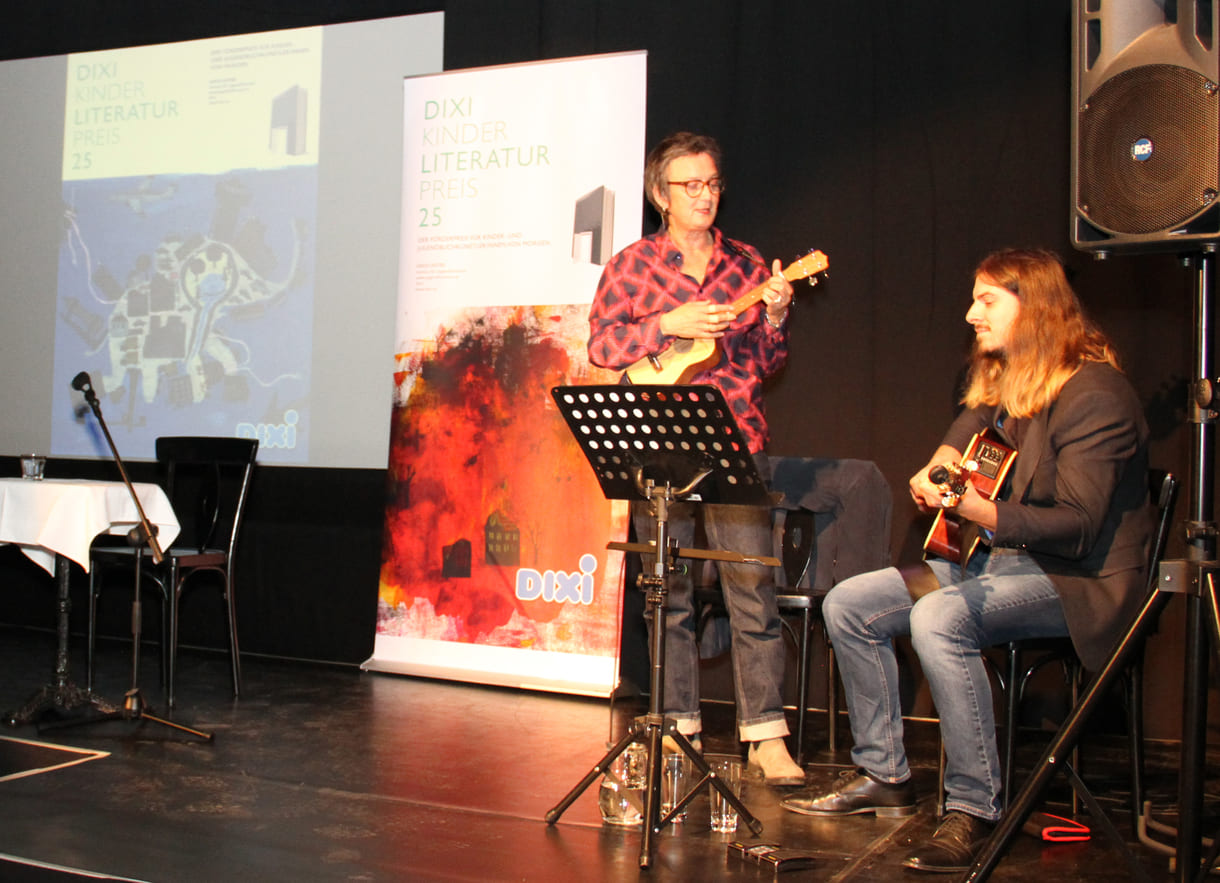 Musikduo Little esmeraldas*taxi – Astrid*Walenta und Gernot Hochstöger