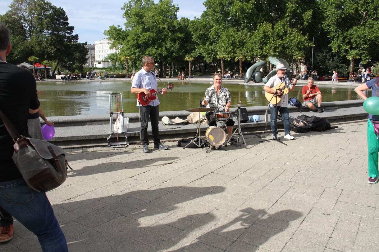 Musik, Gesang, Tanz und viel Lachen