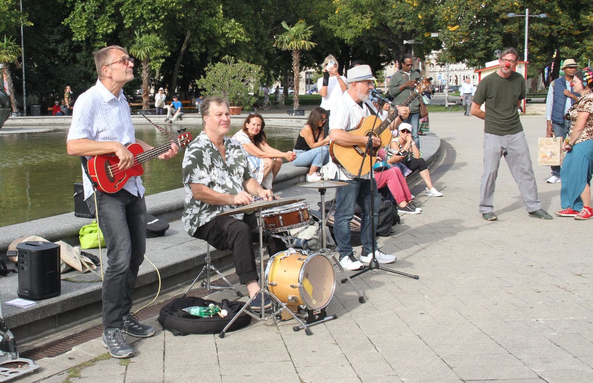 Musik, Gesang, Tanz und viel Lachen