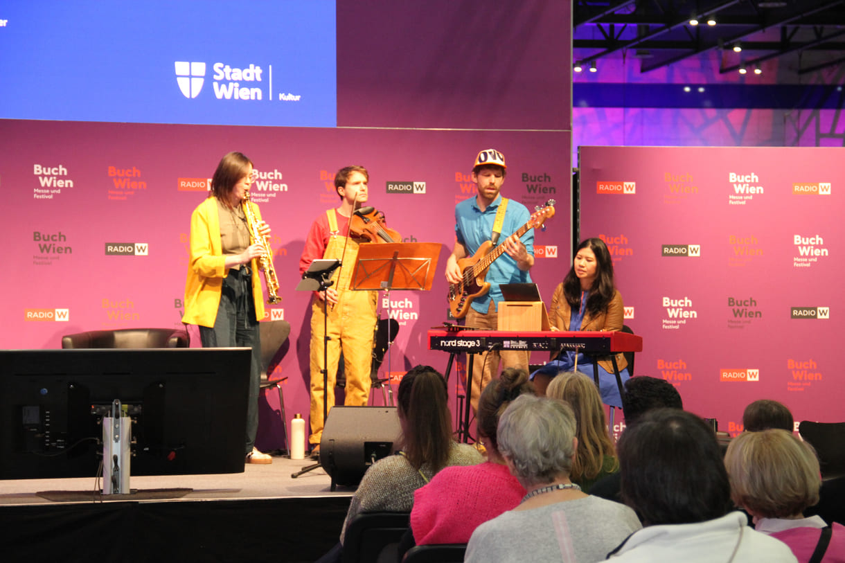 Passende musikalische Umrahmung durch das 