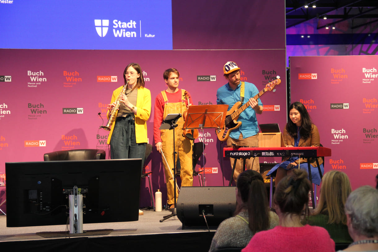 Passende musikalische Umrahmung durch das 