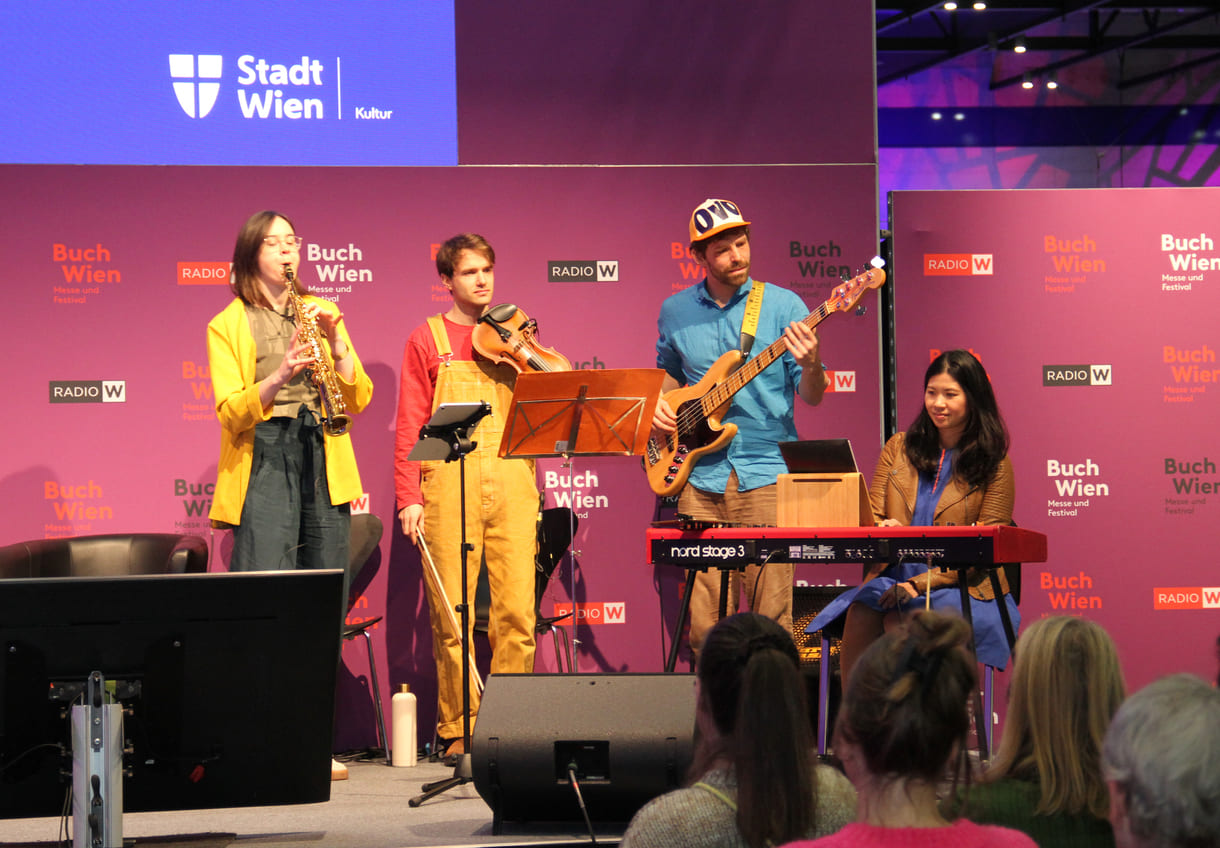 Passende musikalische Umrahmung durch das 