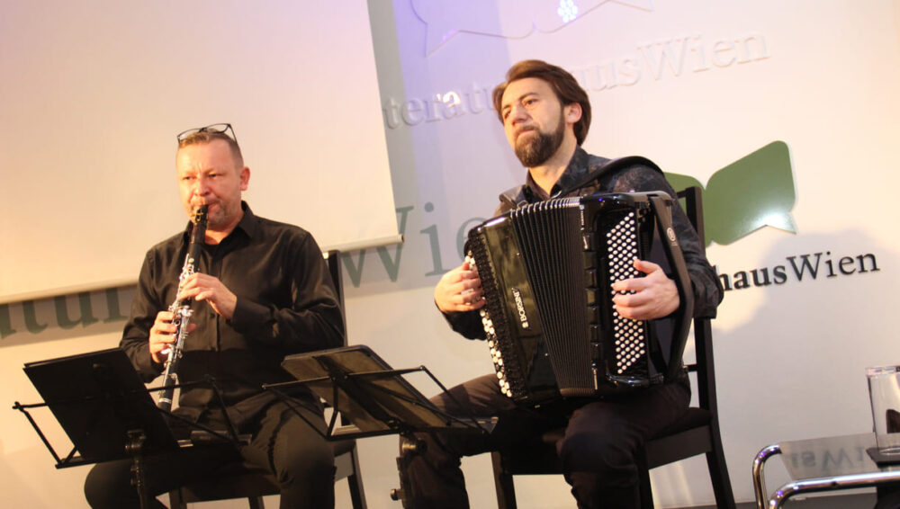 Für die musikalische Umrahmung sorgten Maciej Golebiowski (Klarinette) und Miloš Todorovski (Akkordeon)