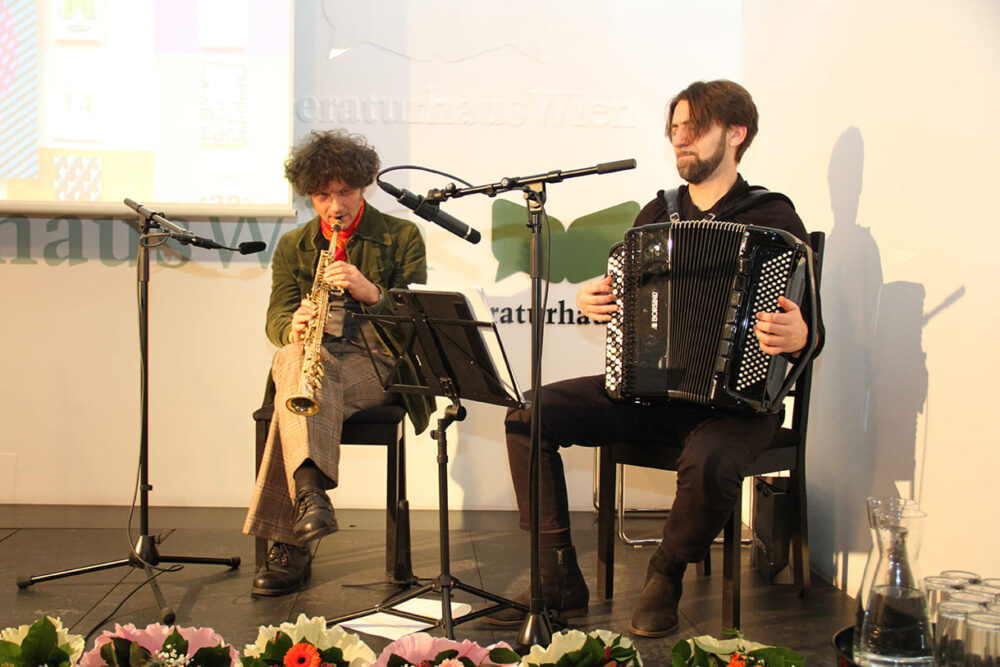 Begeisterten mit ihren musikalischen Improvisationen: Andrej Prozorov (Saxofon) und Milos Todorvski (Akkordeon)