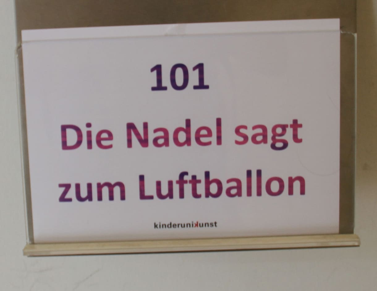 Schild zum Gedichte-Gesangs-Schauspiel-Kurs