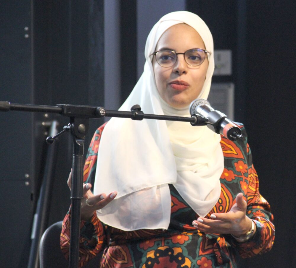 Nermin Ismail liest aus ihrem dritten Buch 