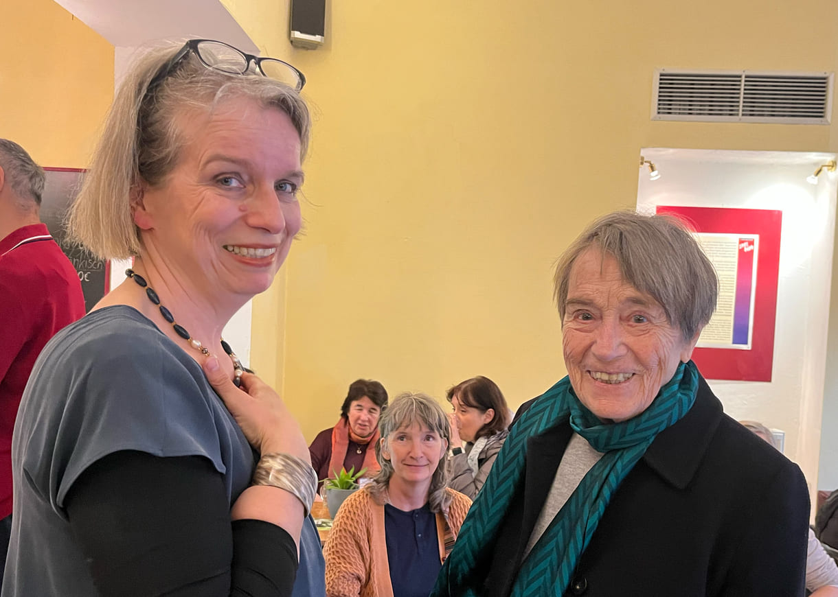 Nicole Metzger (Regisseurin) und Renate Welsh (Autorin)