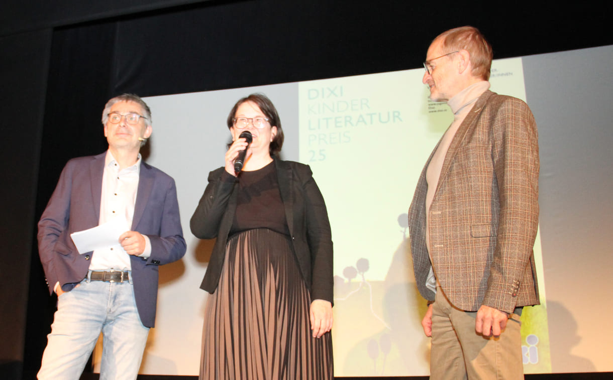 Moderator Klaus Nowak, Stefanie Schlögl (Institut für Jugendliteratur) und Klaus Muik (Dixi / Instantina)