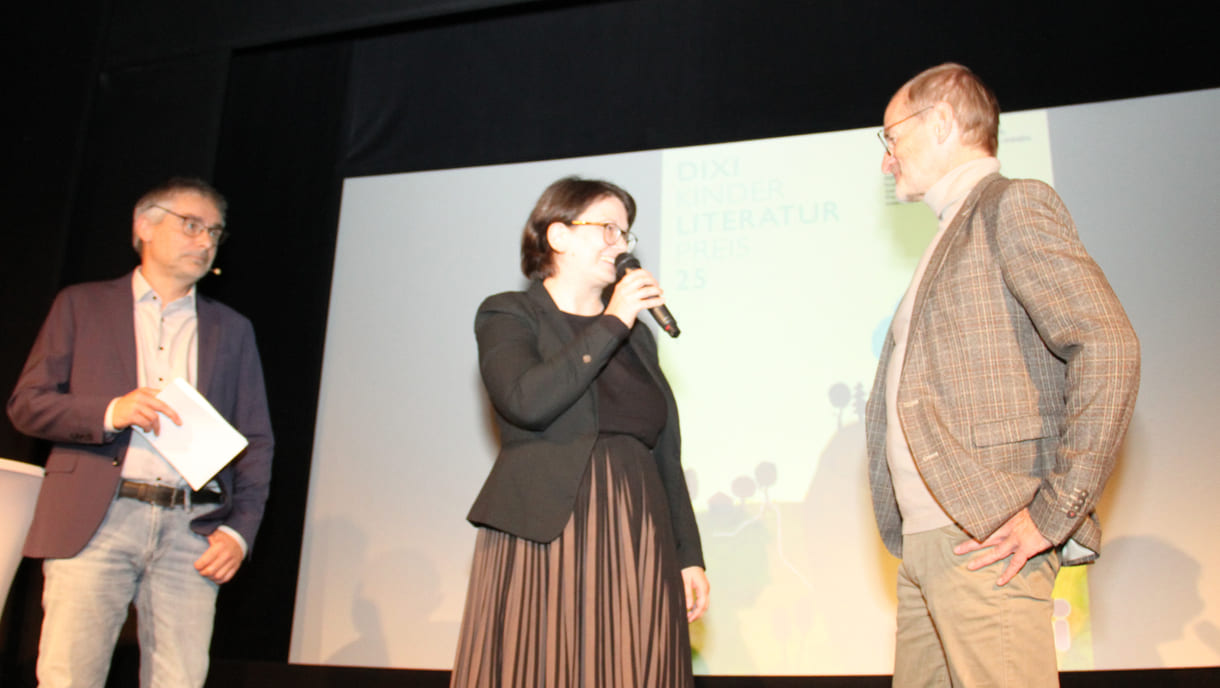 Moderator Klaus Nowak, Stefanie Schlögl (Institut für Jugendliteratur) und Klaus Muik (Dixi / Instantina)